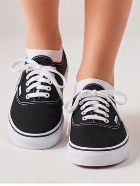 SALE Vans Black Low-Top Canvas Sneakers with White Laces